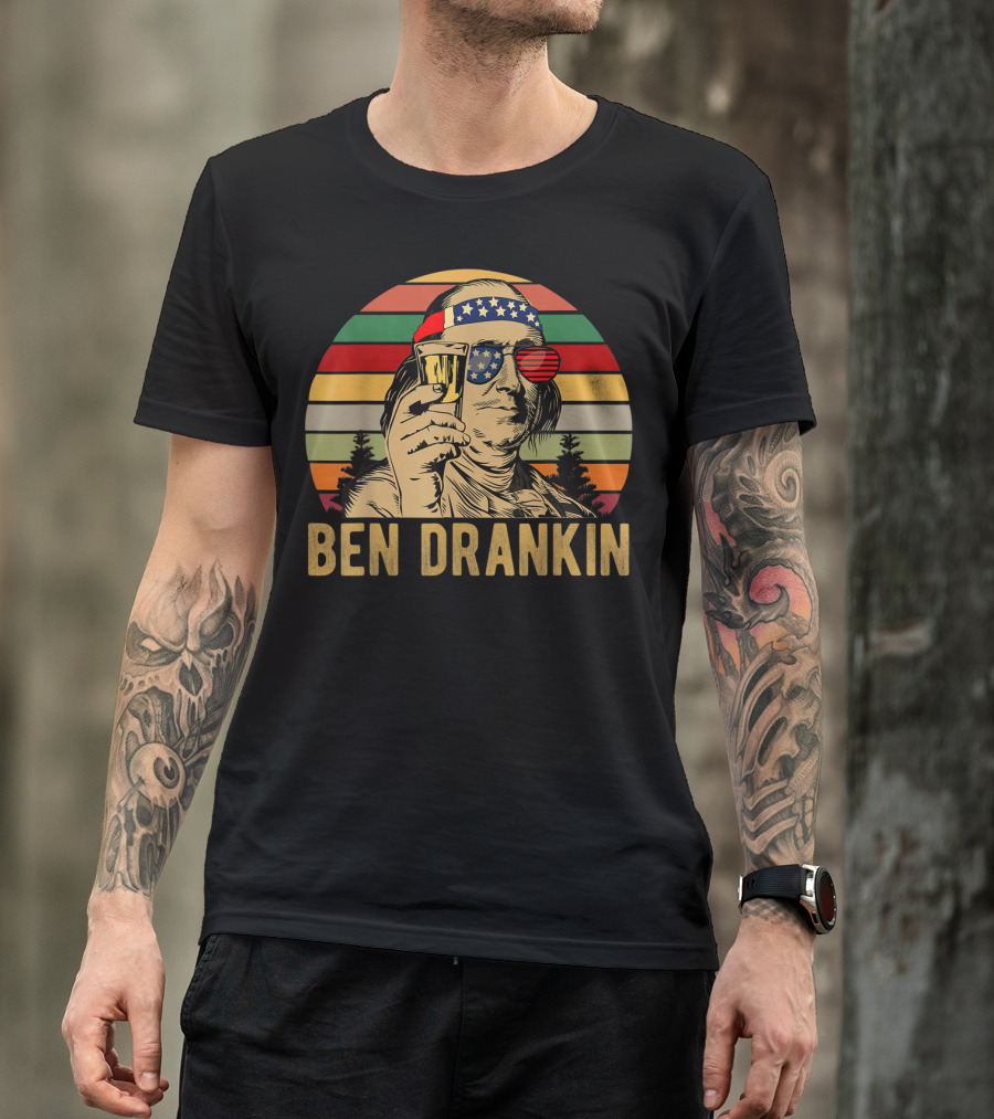 Ben Drankin Vintage American Flag 4th Of July Retro Sunglasses T-Shirt