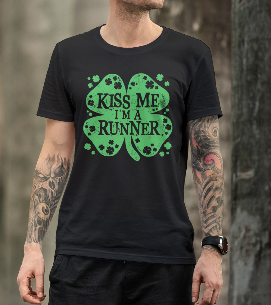 Kiss Me I'm A Runner Four Leaf Clover Shamrock St Patrick's Day T-Shirt