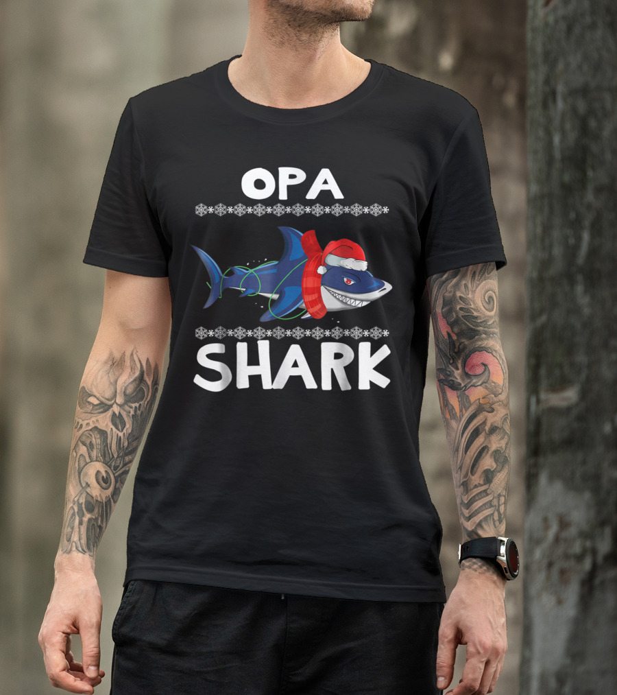 Opa Shark Christmas Family Santa Hat Snowflakes Ugly T-Shirt