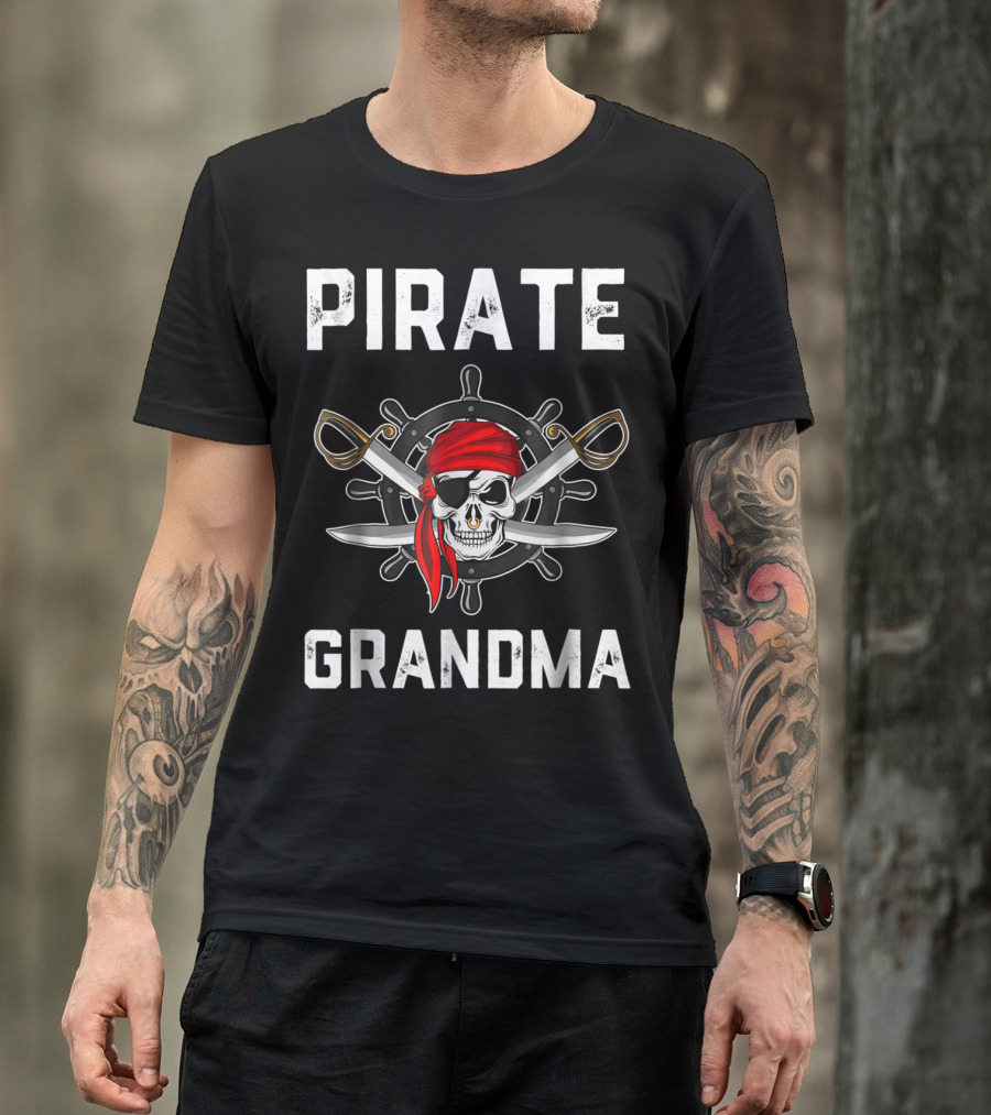 Pirate Grandma Skull Bandana Wheel Crossed Swords T-Shirt