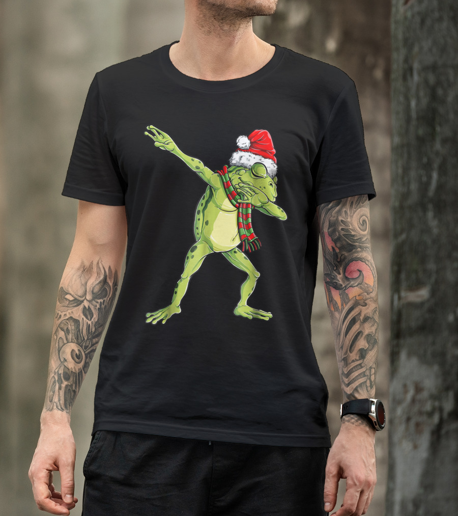 Christmas Dabbing Frog With Santa Hat And Scarf T-Shirt
