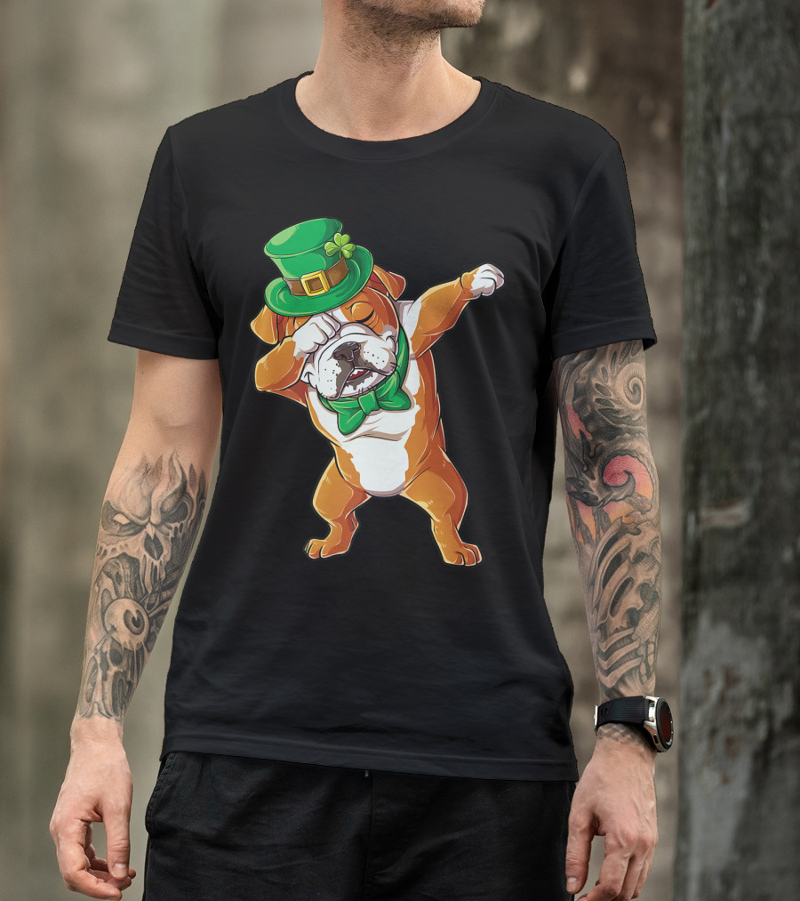 Dabbing English Bulldog St Patricks Day Leprechaun Hat Bow Tie T-Shirt