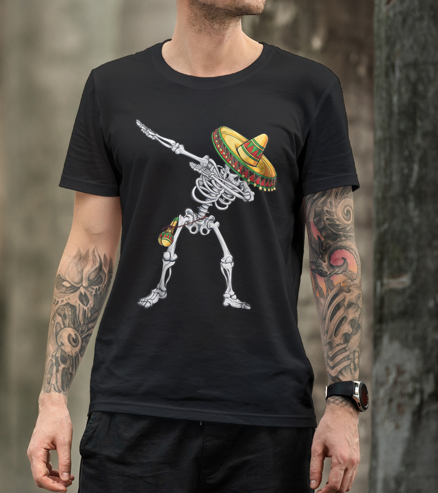 Skeleton Dabbing Sombrero Cinco De Mayo T-Shirt