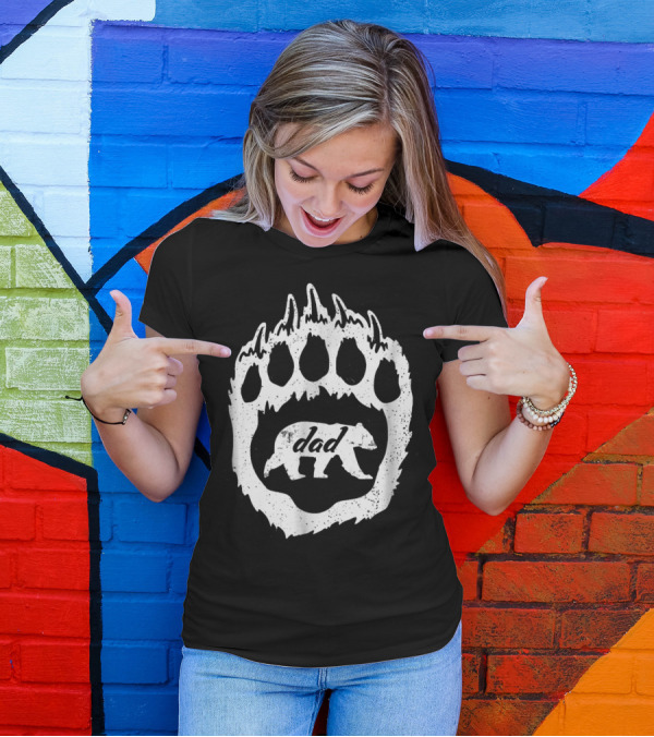Dad Bear Paw52 Graphic With Bear T-Shirt
