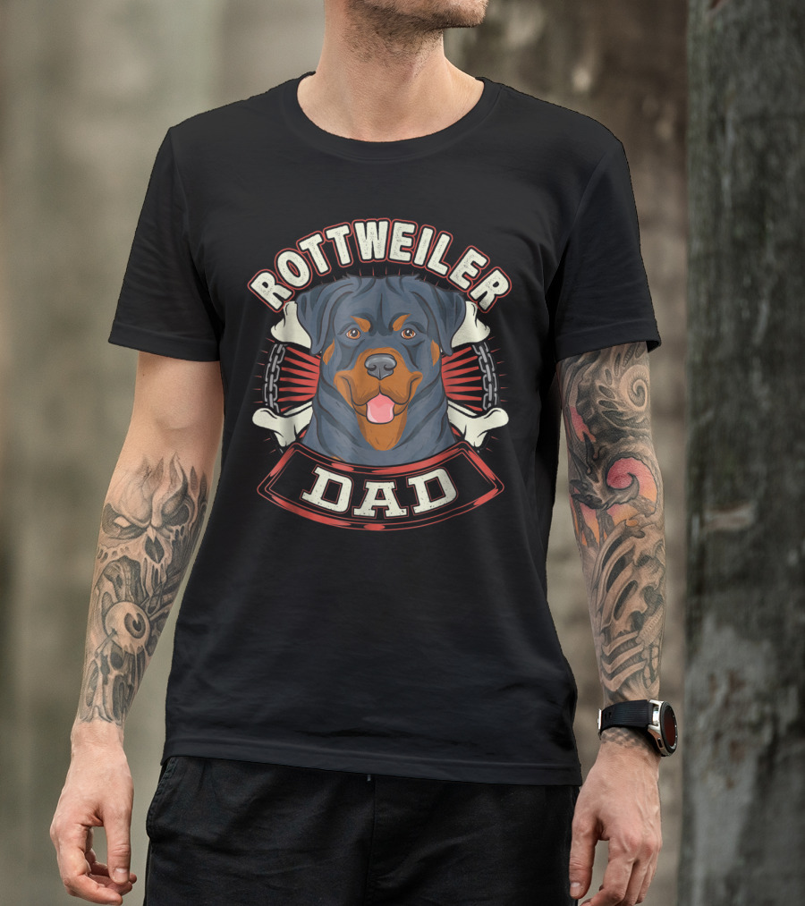 ROTTWEILER Dad Dogs Chains Bones T-Shirt