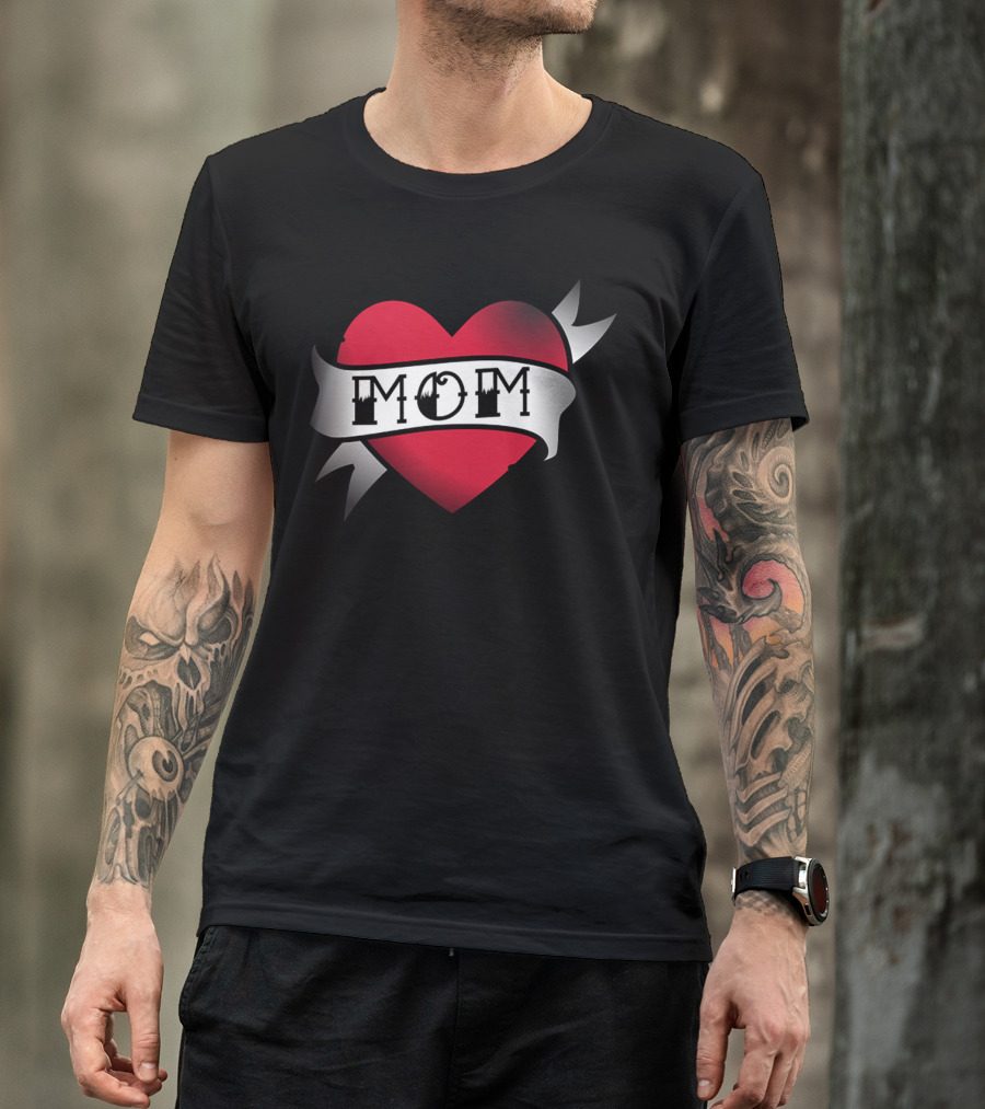 Mom Dark Red Heart Banner Tattoo T-Shirt