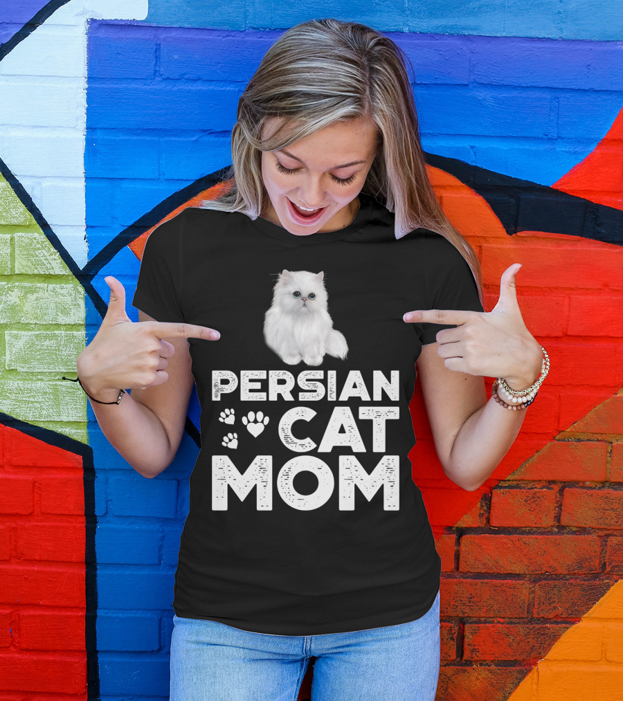 Persian Cat Mom With Paw And Heart Design For Female Cat Owners T-Shirt