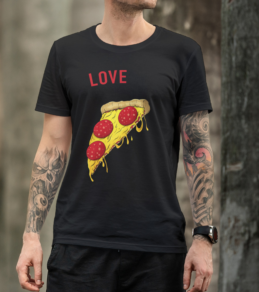 LOVE AT FIRST SLICE Pizza Men Girls Mom And Baby68 T-Shirt
