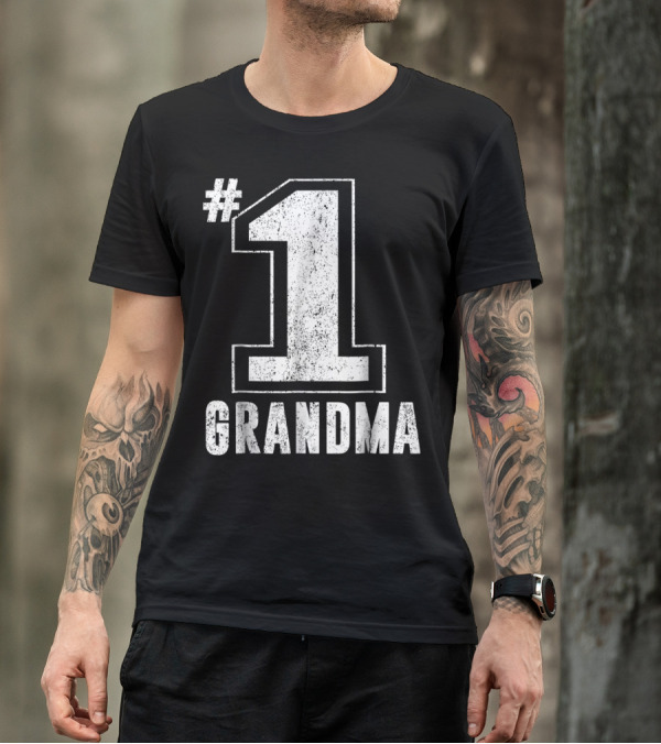 1 Grandma T-Shirt