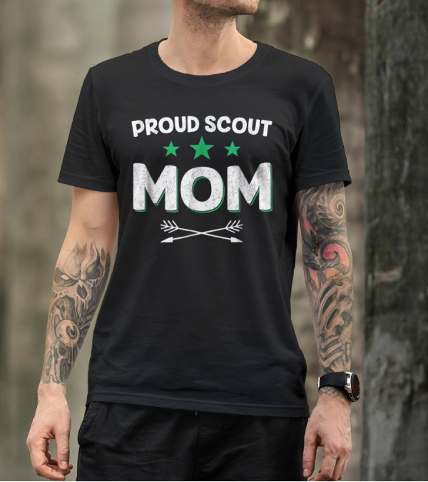 Proud Scout Mom Camping Scouting Mother With Stars And Crossed Arrows T-Shirt