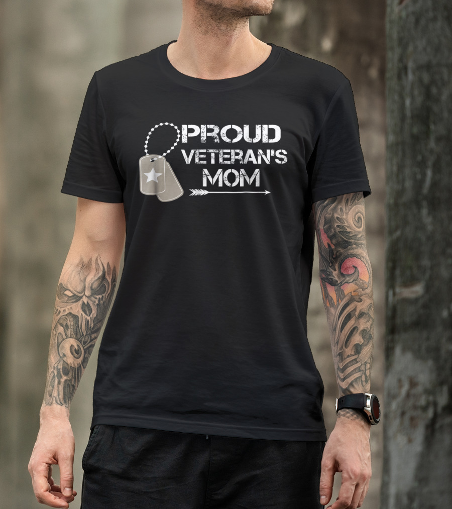 Proud Veteran's Mom Dog Tags And Arrow T-Shirt