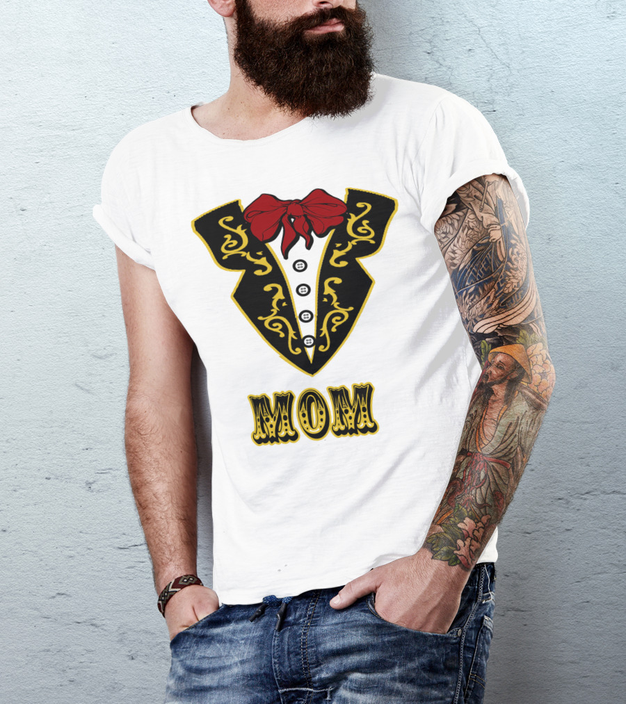 Mom Ringmaster Circus Birthday Party T-Shirt