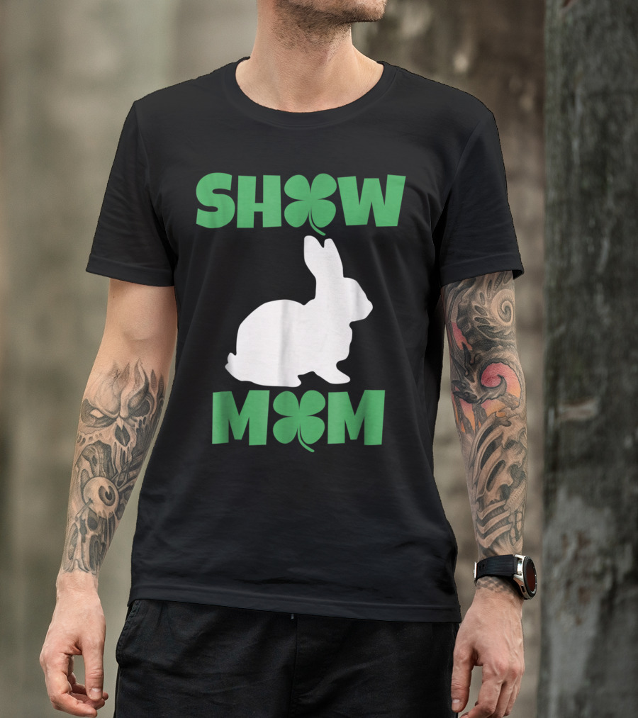 SHOW MOM CLOVER RABBIT T-Shirt