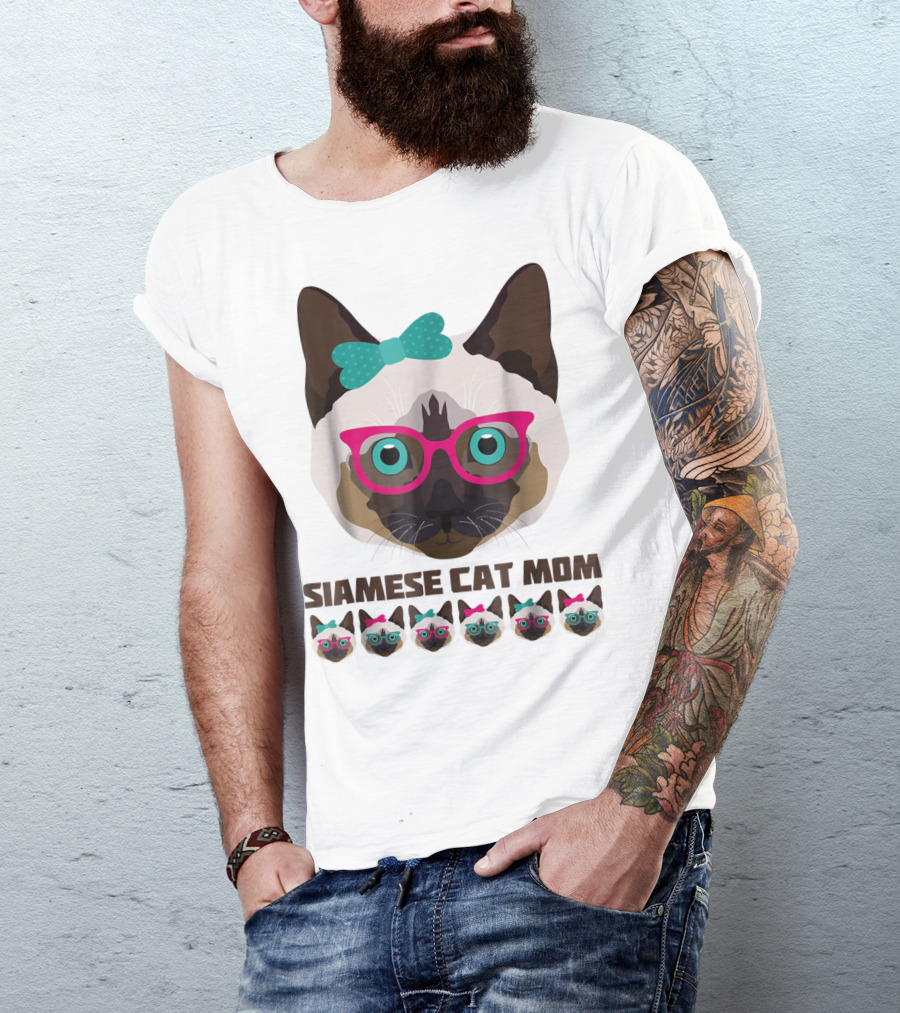 Siamese Cat Mom Cute Funny Cat Lover With Glasses And Bow T-Shirt