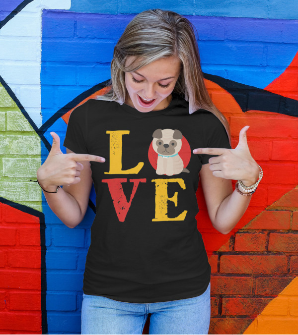 Love Pug Dog Animal Lover Puppies Mom And Dad19 T-Shirt