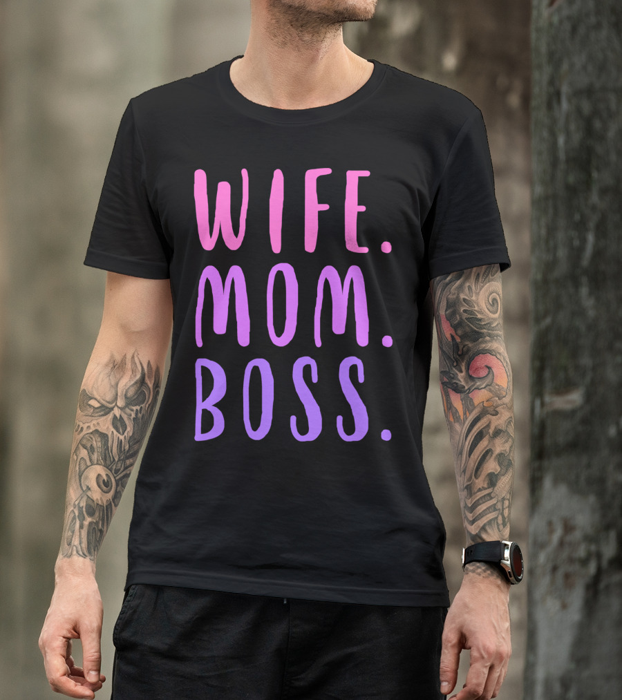 WIFE MOM BOSS Fashion Foe 95 T-Shirt