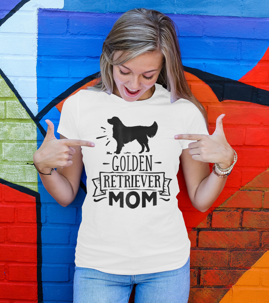 Golden Retriever Mom Puppy Mother Love Dog T-Shirt