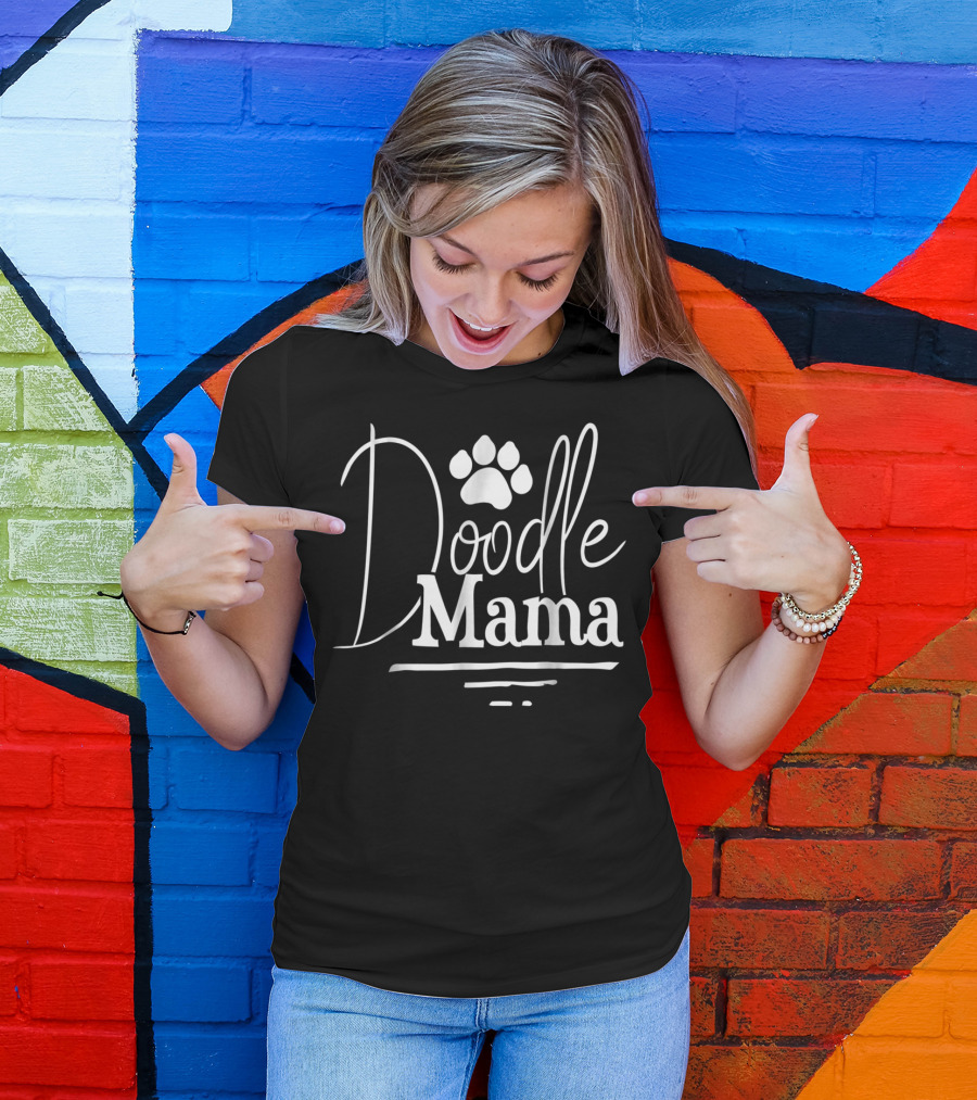Doodle Mama Cute GoldenDoodle Labradoodle Paw Prints T-Shirt