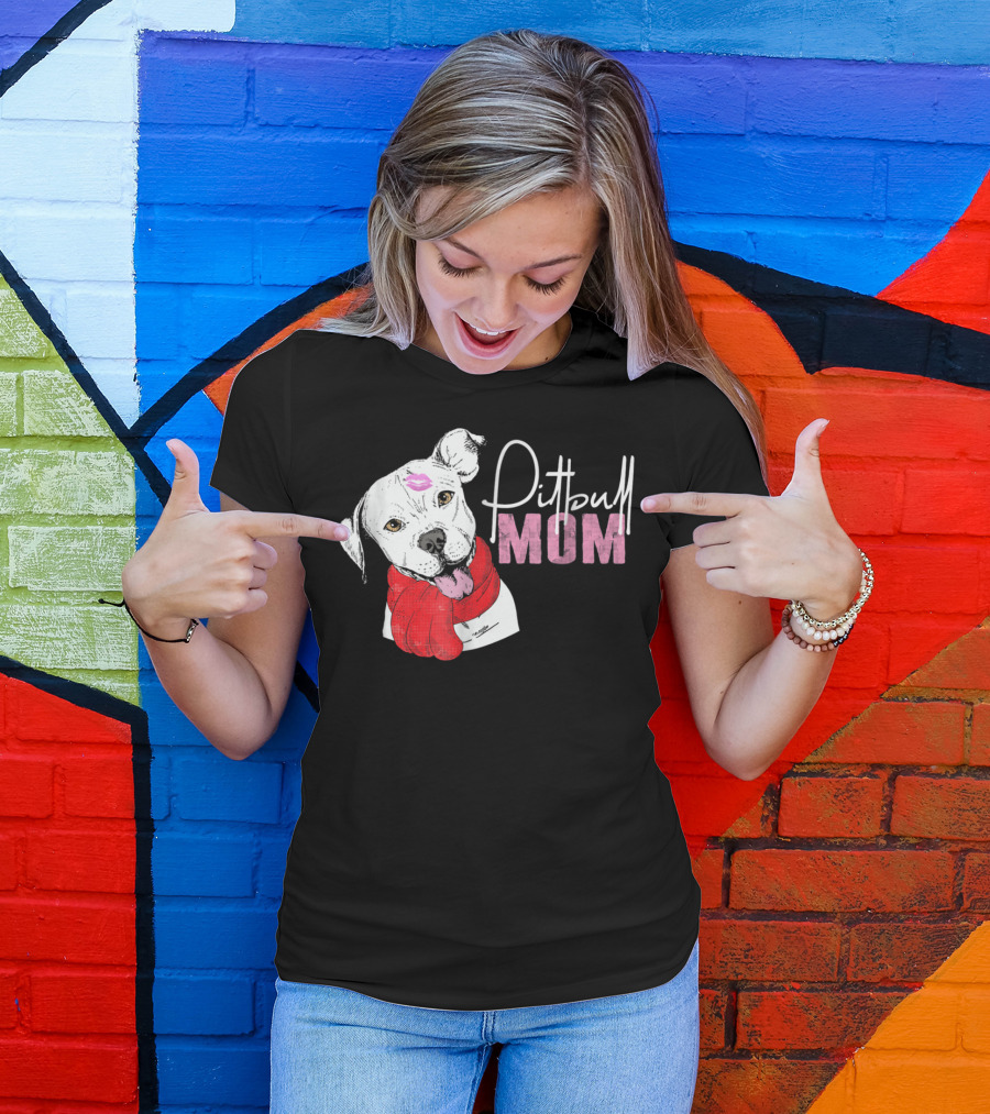 Pitbull Mom Pittie With Kissed Face And Red Scarf T-Shirt