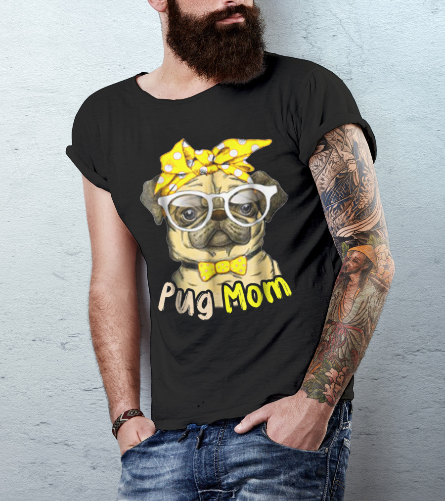 Pug Mom With Yellow Polka Dot Bow And Glasses For Dog Lovers T-Shirt