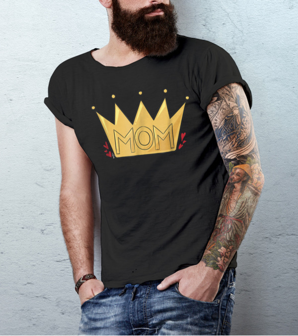 Queen Mom Crown With Hearts T-Shirt