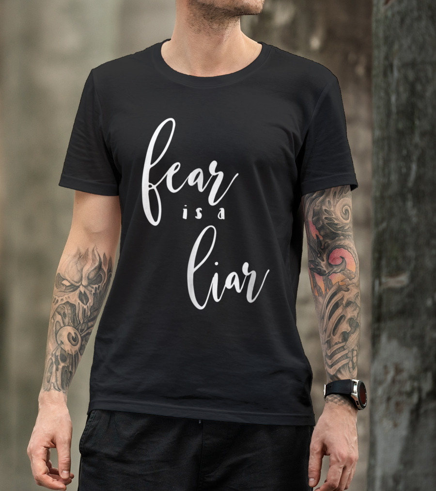 Christian Mom Fear Is A Liar T-Shirt