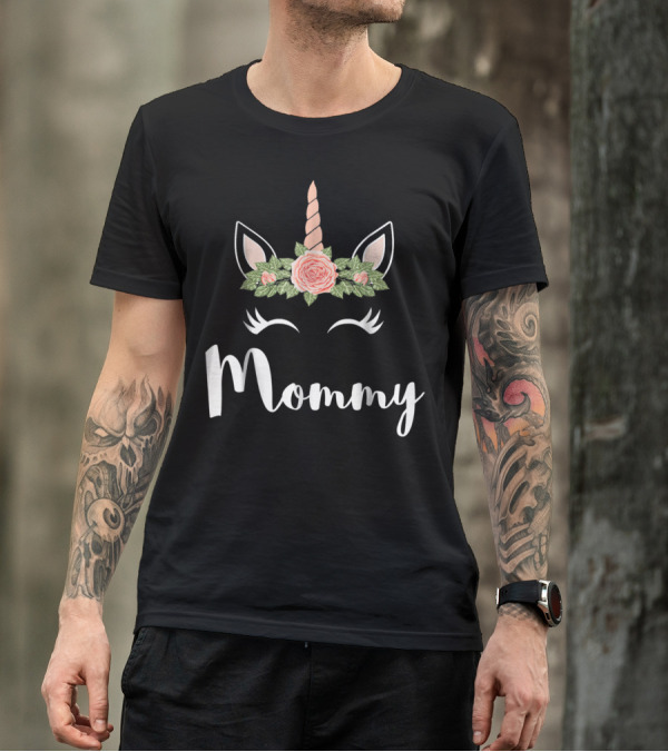 Mommy Cute Unicorn Face Mommy Flower Crown T-Shirt
