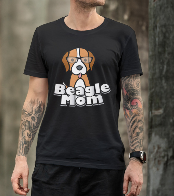 Beagle Mom Cute Dog With Glasses T-Shirt