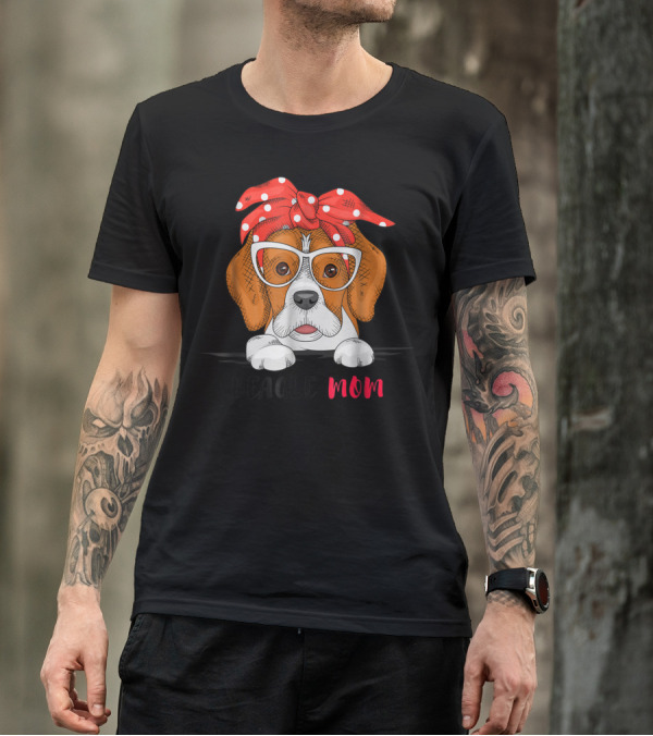 Beagle Mom With Glasses And Red Bow T-Shirt