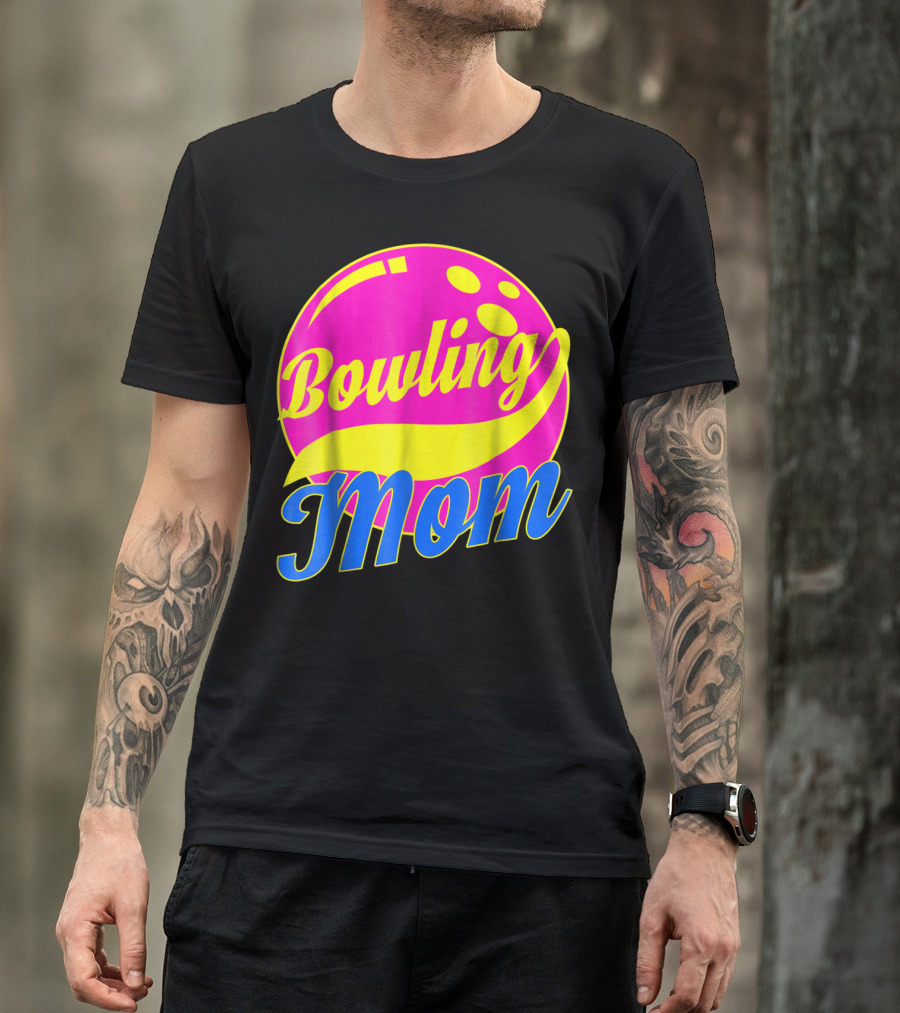 Bowling Mom Bowler League Pink Yellow Bowling Ball T-Shirt