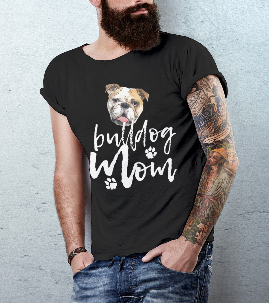 Bulldog Mom Adorable Dog Face With Paw Prints T-Shirt