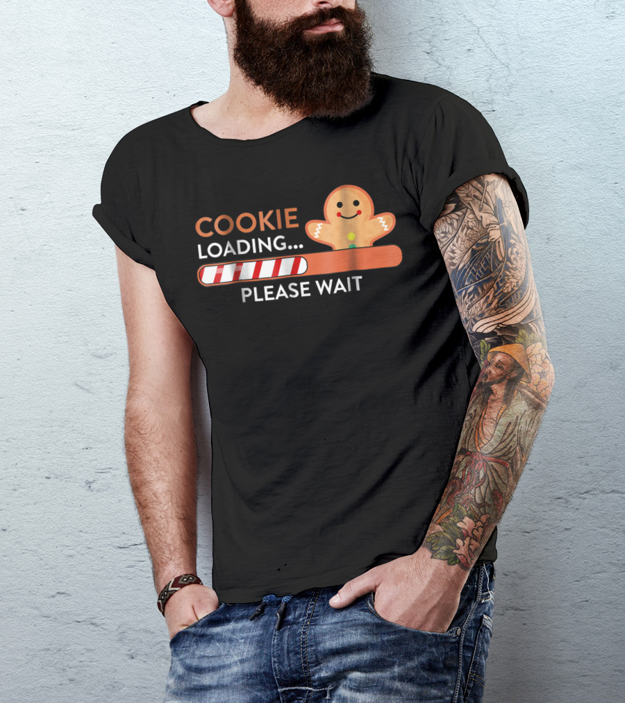 Cookie Loading Please Wait Christmas Funny Pregnant Mom Gingerbread Holiday T-Shirt