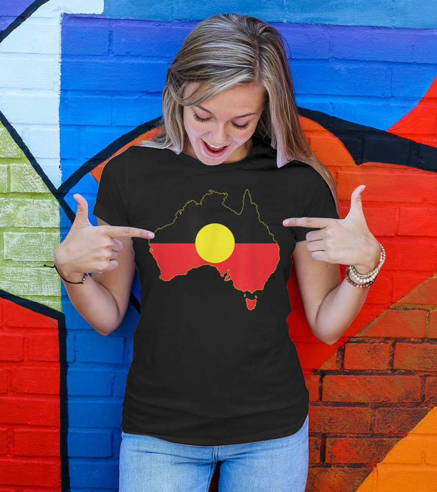Aboriginal Flag Incorporated Map Of Australia T-Shirt