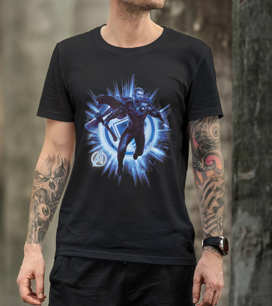 Thor Avengers Endgame Blast With Axe And Blue Lightning Background T-Shirt