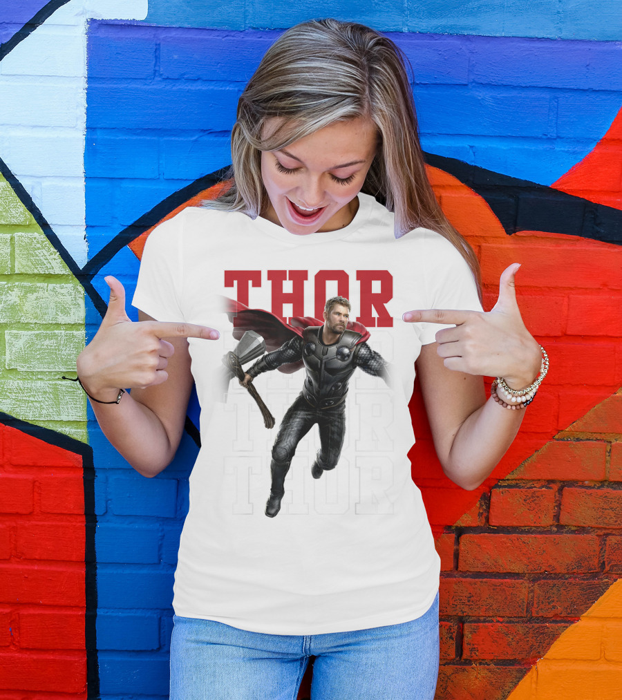 Marvel Avengers Endgame Thor Text Overlay Pose T-Shirt