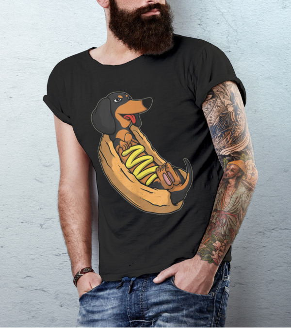 Funny Wiener Dog Sausage Relaxing In Hot Dog Bun T-Shirt