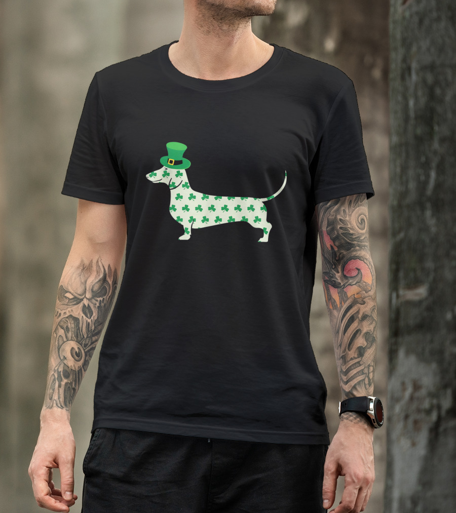 St. Patricks Day Dachshund In Shamrock Pattern With Leprechaun Hat T-Shirt