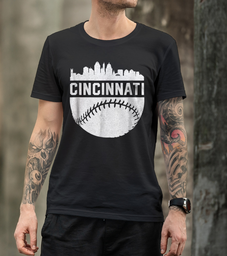 Cincinnati Ohio Skyline Vintage Baseball T-Shirt