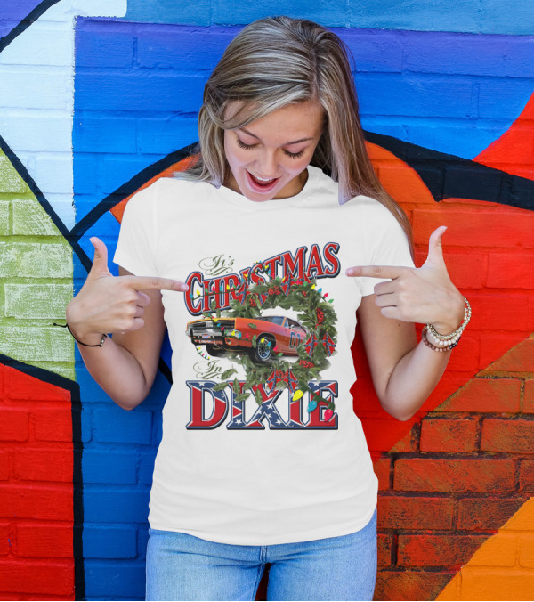 It's Christmas In Dixie 01 General Lee Car Wreath Lights T-Shirt