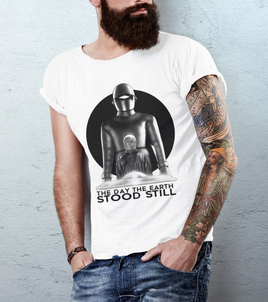 The Day The Earth Stood Still Classic Sci-Fi Robot And Alien T-Shirt