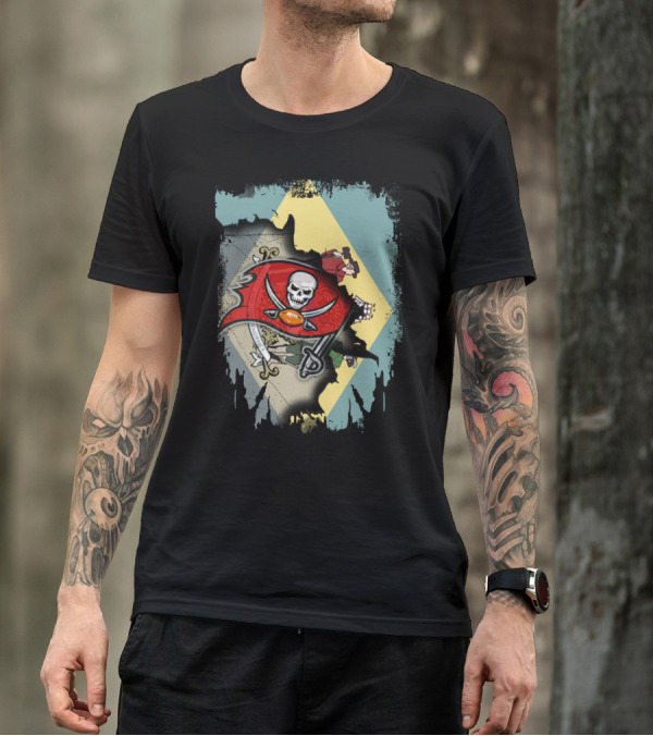 Delaware Together With Buccaneers Flag And Symbol Fusion T-Shirt