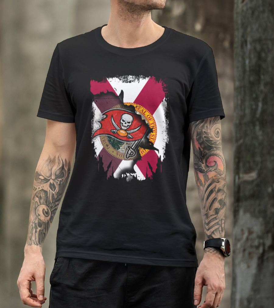 Florida State Flag With Tampa Bay Buccaneers Logo Fusion T-Shirt