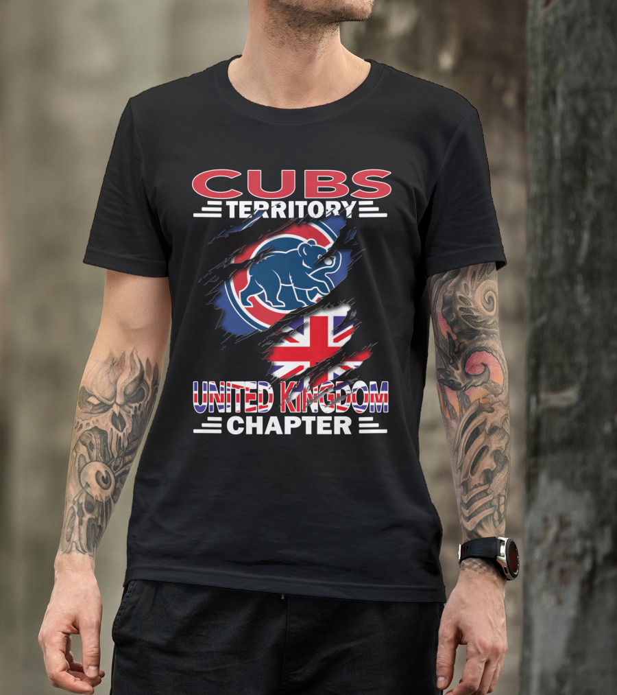 Cubs Territory United Kingdom Chapter Cubs Bear Logo With Union Jack Background T-Shirt