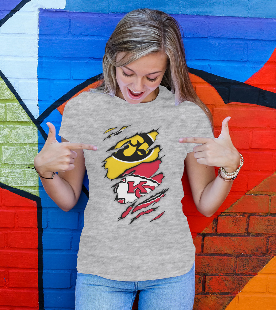 Iowa Hawkeyes Kansas City Chiefs Torn Claw Marks T-Shirt