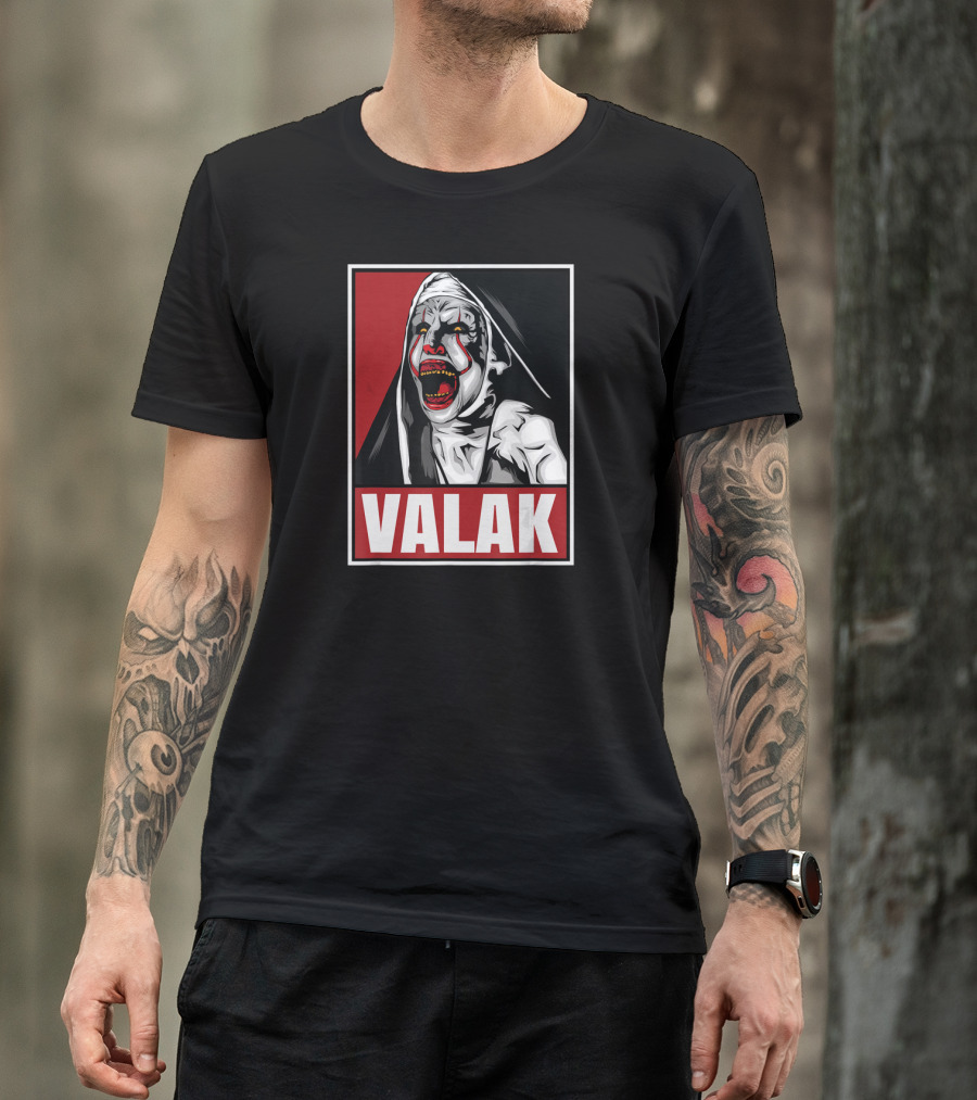 Scary Horror Valak Conjuring Nun Halloween Present T-Shirt