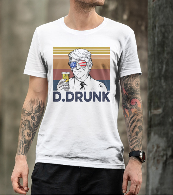 Donald Trump D Drunk Drink Vintage USA Flag Sunglasses T-Shirt