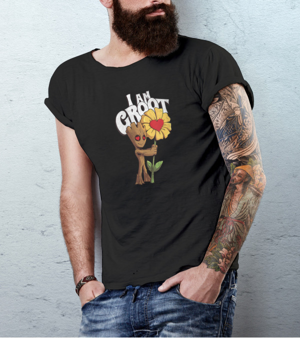 I Am Groot Heart Eyes Holding Sunflower With Red Heart T-Shirt