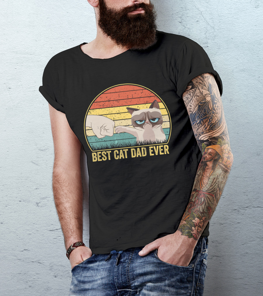 Best Cat Dad Ever Fist Bump Retro Style Cat Daddy T-Shirt