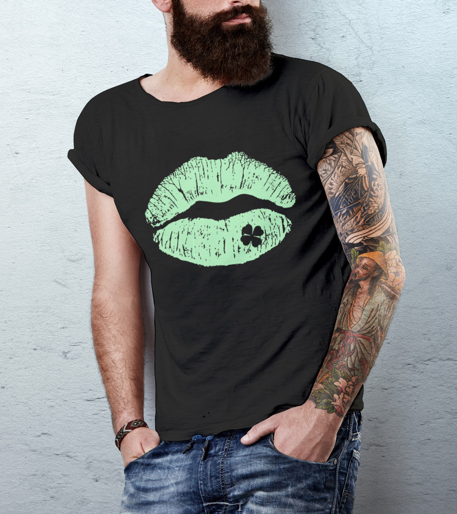 Lips Irish Kiss Clover St Patricks Day Green Shamrock T-Shirt