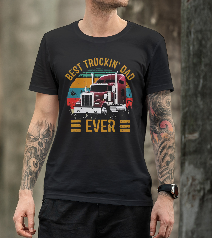 Best Truckin’ Dad Ever Vintage Striped Semi Truck T-Shirt